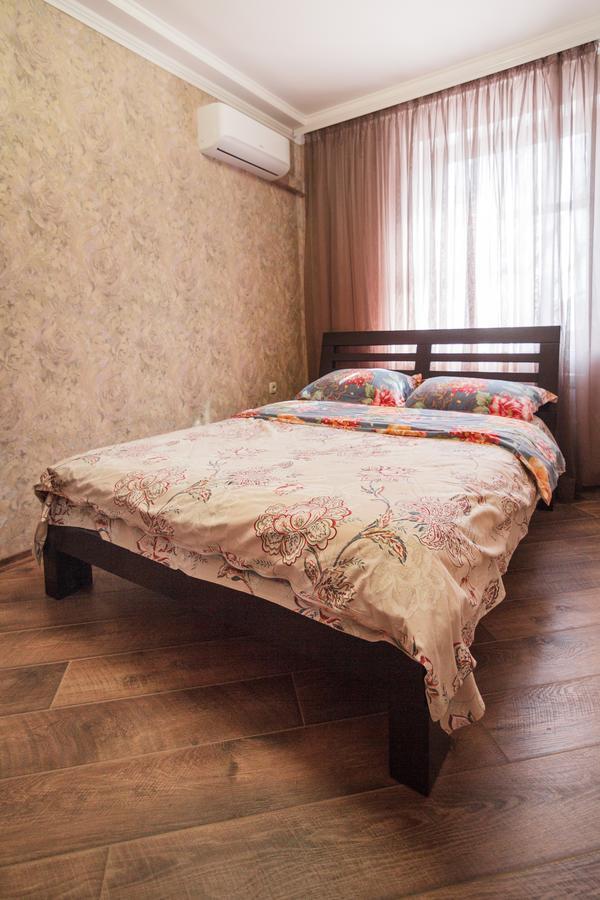 Best Apartments In Deribasovskaya Odesa Exterior photo